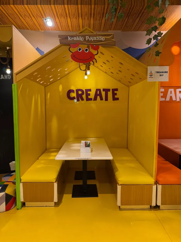Craft booths at Treasure Island Dubai