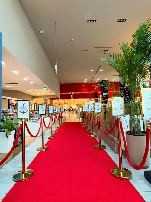 The red carpet, rolled out at the entrance &mdash; Royal Birthday at Treasure Island Dubai